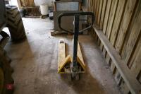 SET OF PALLET TRUCKS - 7