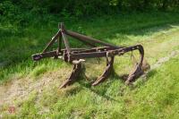 MASSEY FERGUSON 3F CONV PLOUGH - 4