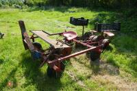 SUPER PREFER 3 ROW PLANTER - 4