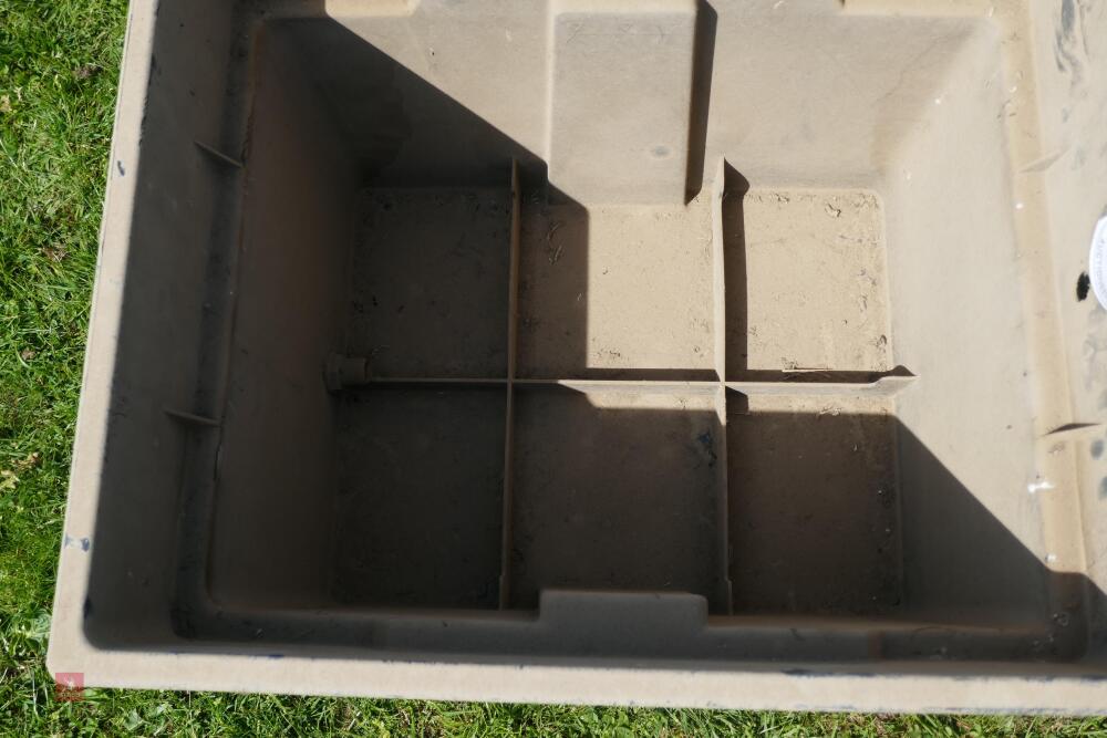 PLASTIC HEADER TANK