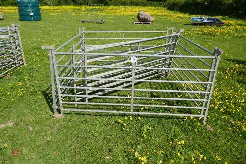 8 GALVANISED 6' SHEEP HURDLES