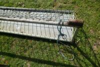 9' GALVANISED HOOK ON HAY FEEDER - 4