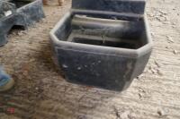 JFC DT20 DOUBLE PLASTIC WATER TROUGH - 2
