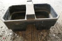 JFC DT20 DOUBLE PLASTIC WATER TROUGH - 3
