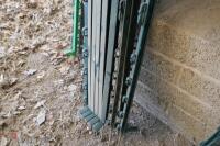 10 PLASTIC ELECTRIC SENCE STAKES - 4
