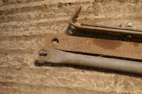 3 MIXED STABILISER BARS - 2