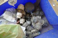 QTY OF 25MM & 32MM PLASTIC WATER FITTING - 6