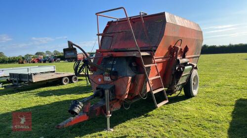 KUHN EUROMIX 2 1460 FEEDER WAGON