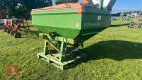 AMAZONE ZA-X 1402 FERTILISER SPREADER - 9