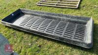 PAXTON 10' PLASTIC CATTLE FOOTBATH - 6