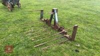 2.2M TWOSE BUCK RAKE (S/R) - 2