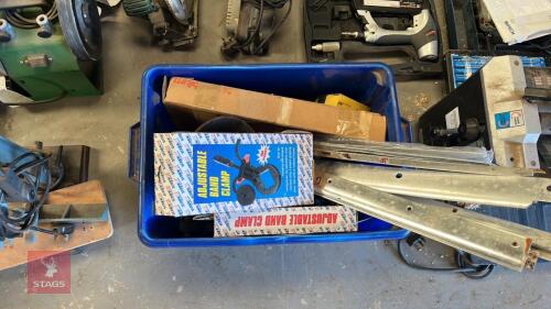 BOX OF MIXED SUNDRIES