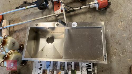 SS SINK
