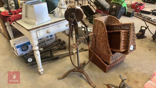 VINTAGE HAND DRIVEN SHEARING MACHINE