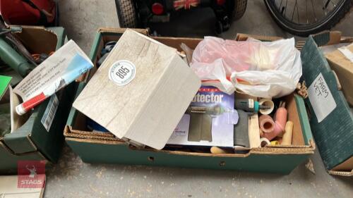 BOX OF ANIMAL HUSBANDRY ETC