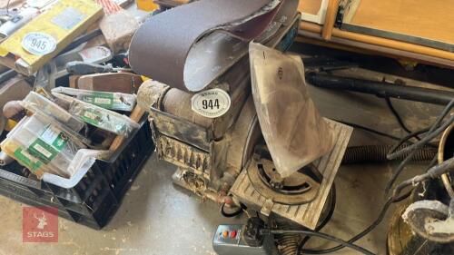 DRAPER BENCH MOUNTED SANDER + PADS