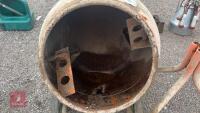 PETROL BELLE CEMENT MIXER C/W STAND - 4