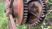 2 LARGE CAST ORNATE WHEELS - 4