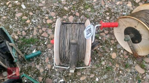 ELECTRIC FENCE REEL + METAL WIRE