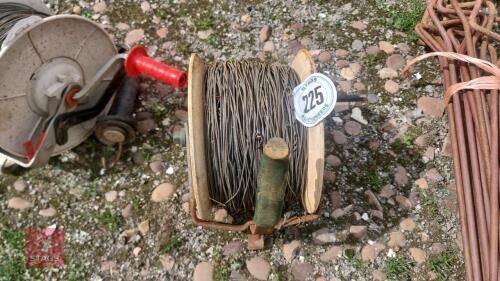 ELECTRIC FENCE REEL + METAL WIRE