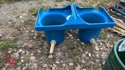 2 TEAT WYDALE FEEDER
