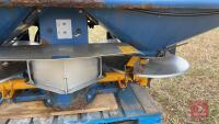 2008 KRM M2W BAGBELLE TWIN DISC FERTILISER SPREADER - 14
