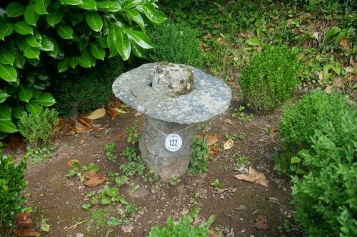 SLATE AND GRANITE STADDLE STONE