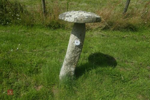 GRANITE STADDLE STONE