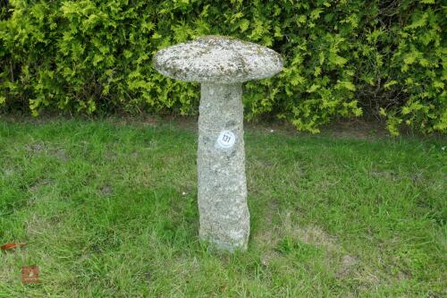 GRANITE STADDLE STONE