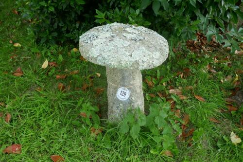 GRANITE STADDLE STONE