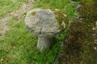 GRANITE STADDLE STONE - 4