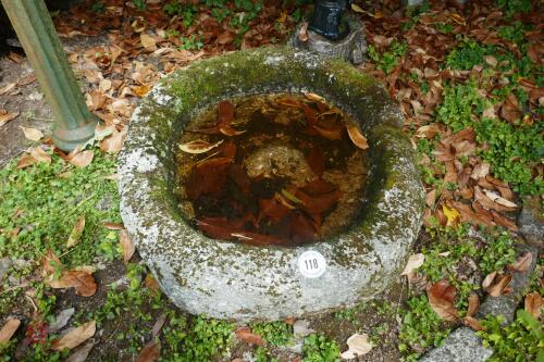 CIRCULAR GRANITE TROUGH