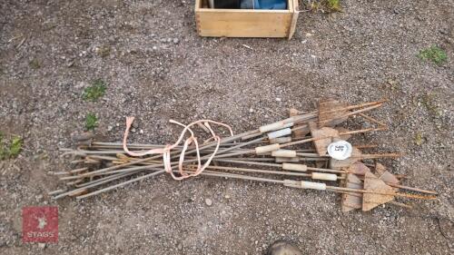 15 PIG TAIL ELECTRIC FENCE STAKES