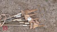 15 PIG TAIL ELECTRIC FENCE STAKES - 2