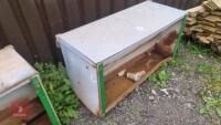 JOURDAIN HOOK OVER AD-LIB CALF FEEDER - 2