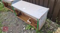 JOURDAIN HOOK OVER AD-LIB CALF FEEDER - 3