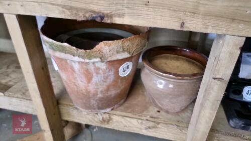 4 CLAY PLANT POTS