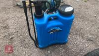 KNAPSACK SPRAYER - 3