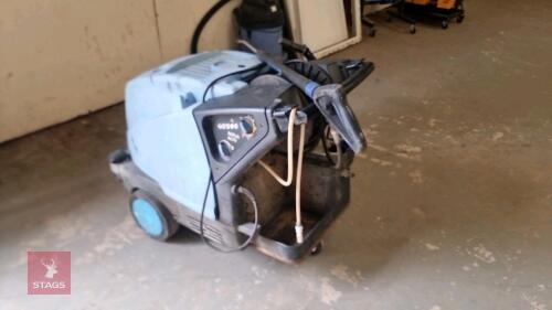 NILFISK NEPTUNE 3 PRESSURE WASHER