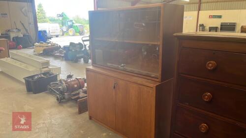 LOCKABLE CABINET