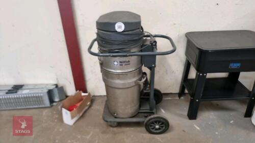 NILFISK DUST EXTRACTOR