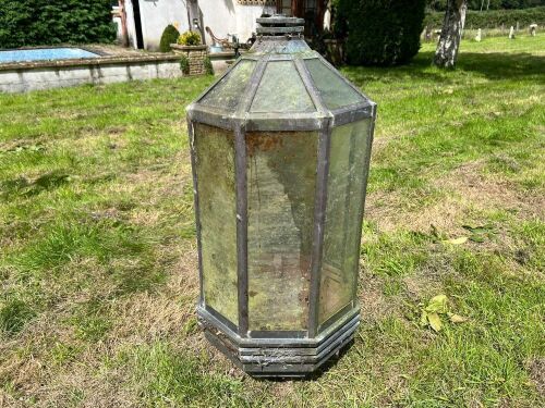 ORNATE OCTAGONAL VICTORIAN LAMP & POST