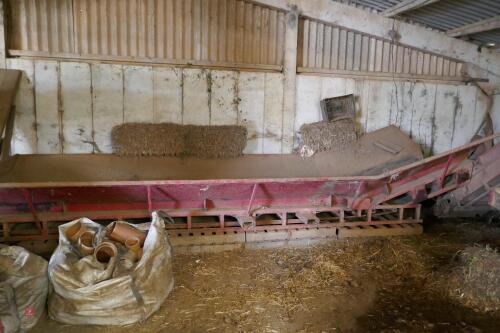 TONG 20' FEED HOPPER