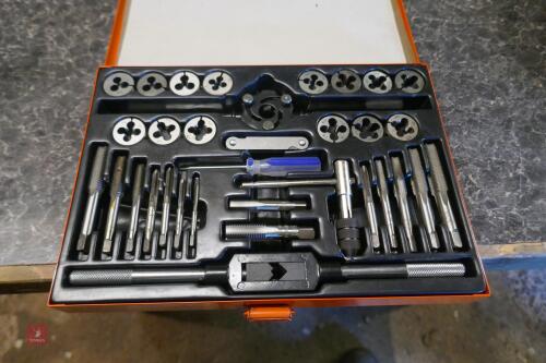 DRAPER METRIC TAP & DIES IN CASE