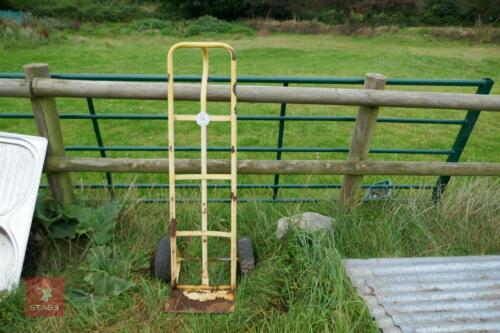 SACK TRUCK