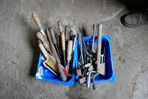 CHISELS & HAND TOOLS