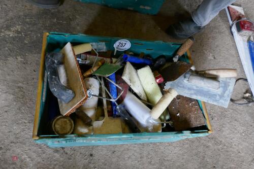 DECORATING TOOLS & CONSUMABLES