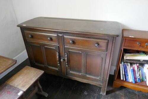 SIDE BOARD