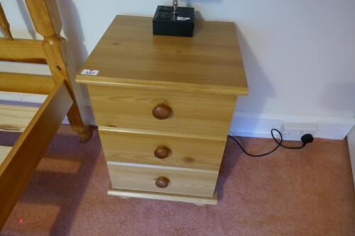 2 BEDSIDE TABLES