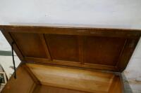 37'' X 16'' X 20'' OTTOMAN - 3
